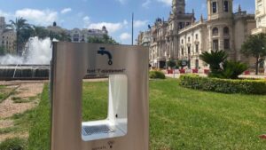 Fuente de agua refrigerada de la plaza del Ayuntamiento
